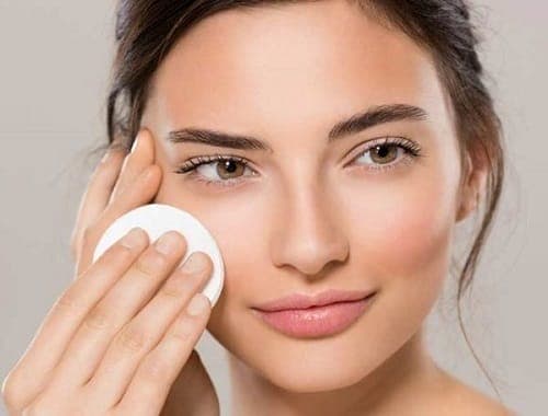 از یک پاک کننده طبیعی استفاده کنید  از یک پاک کننده طبیعی استفاده کنید