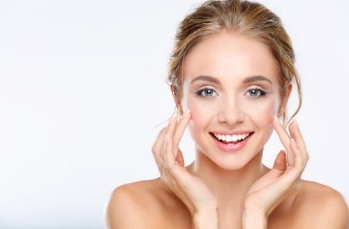 مهم ترین نکات استفاده از فوم شستشوی صورت مهم ترین نکات استفاده از فوم شستشوی صورت