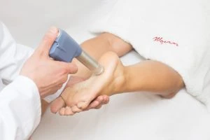 فیزیوتراپی خار پاشنه فیزیوتراپی خار پاشنه