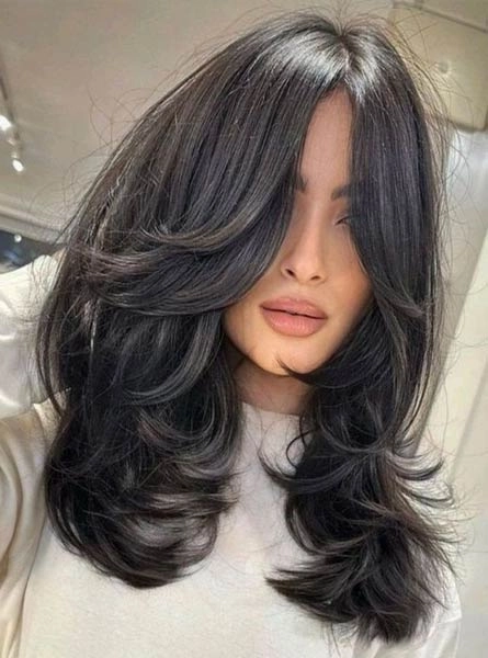مدل موی پروانهای مشکی مدل موی پروانهای مشکی