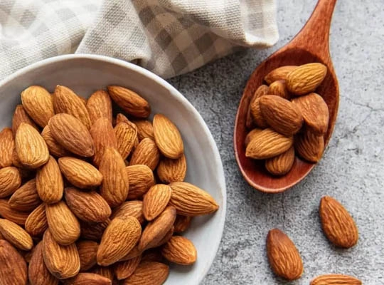 خواص بادام درختی برای چاقی صورت بسیار زیاد است. خواص بادام درختی برای چاقی صورت بسیار زیاد است.
